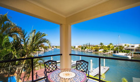 LUXE At Sanctuary Cove - Holiday Jervis Bay 5