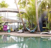 Mad Monkey Backpackers Village - Holiday Jervis Bay