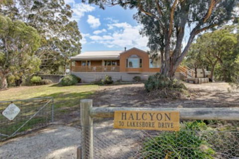 Halcyon - Holiday Jervis Bay 0