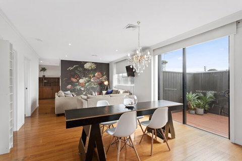 A PERFECT STAY - Manallack Apartments - Holiday Jervis Bay 5