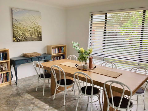Hakea Haven - Dunsborough - Holiday Jervis Bay 1