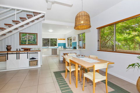 BEACH HOUSE On PEARL - Holiday Jervis Bay 3