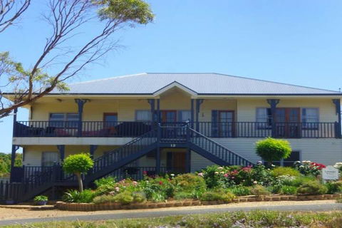 Lavender Hills 12 Bennett Street - Holiday Jervis Bay 1