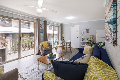 Family, Romance, Fun On Kings Beach - Holiday Jervis Bay 6