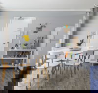 Family Romance Fun on Kings Beach - Holiday Jervis Bay