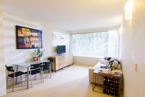 Cozy Apartment In Waverton - Holiday Jervis Bay 2