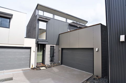 Luxe Townhouse 2 Inlet Side - Holiday Jervis Bay 1