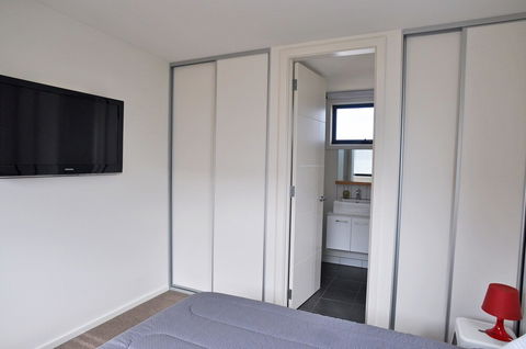 Luxe Townhouse 2 Inlet Side - Holiday Jervis Bay 4