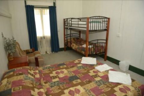 Australian Hotel Boonah - Holiday Jervis Bay 5