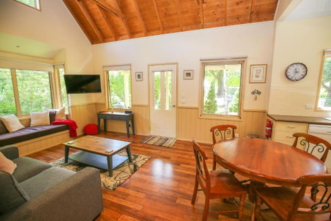 Alpine Arnica Cottage 1 - Holiday Jervis Bay 3