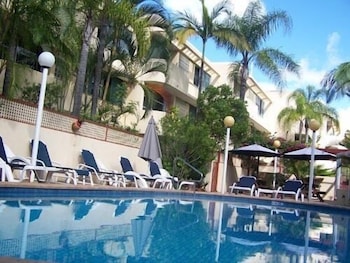 Sundeck Gardens - Holiday Jervis Bay 2