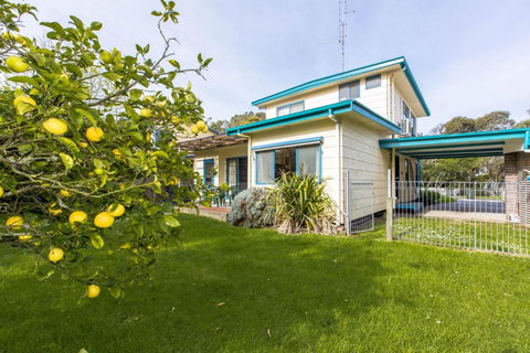 HOLIDAY On NAUTILUS INVERLOCH - Holiday Jervis Bay 5