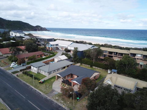 LIFES A BEACH 1 - Holiday Jervis Bay 1
