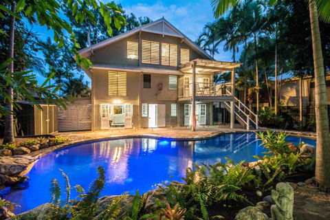 Decked Out By The Sea - Holiday Jervis Bay 6