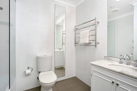 Sunny & Spacious Two Bdr Apt SPF13 - Holiday Jervis Bay 1