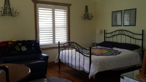 Stringybark Hills Retreat - Holiday Jervis Bay 1