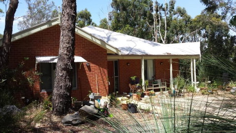 Stringybark Hills Retreat - Holiday Jervis Bay 6