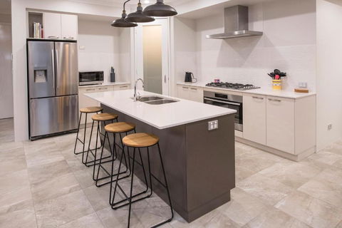 Cabots Click - Holiday Jervis Bay 2