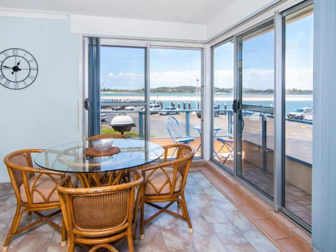 Fairholme 8 Perfect Lakefront Position - Holiday Jervis Bay 5