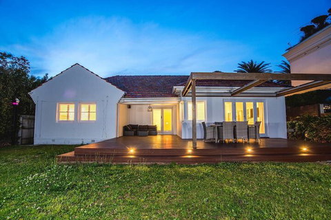 Ultimate Sandringham Beach Front Luxury House - Holiday Jervis Bay 1