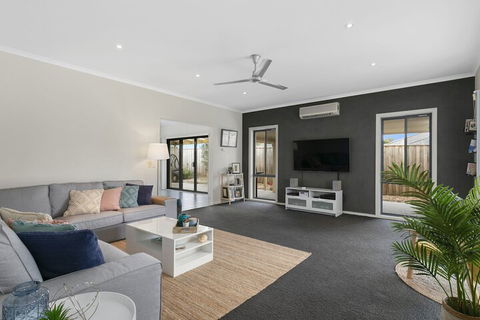 Beached AS Free Wifi Netflix & Foxtel Heated Pool - Holiday Jervis Bay 7