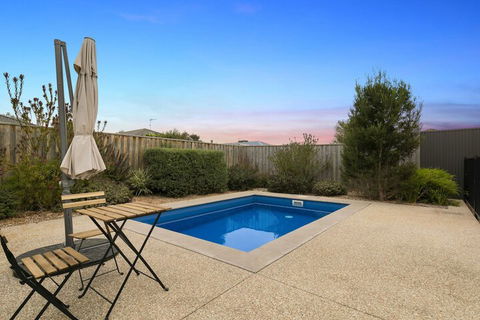 Beached AS Free Wifi Netflix & Foxtel Heated Pool - Holiday Jervis Bay 1