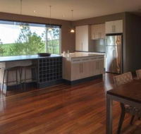 THE Lake House - Surf Side - Holiday Jervis Bay