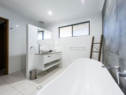 Ripples On The Bay - Holiday Jervis Bay 1