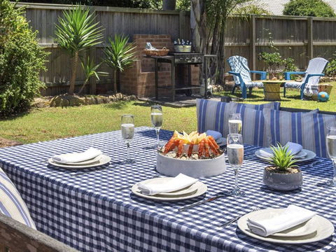 Beach House On Jones Beach Kiama Accommodation - Holiday Jervis Bay 3