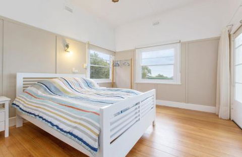 BEACHSIDE GETAWAY DROMANA - Holiday Jervis Bay 3