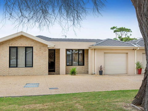 COASTAL HAVEN DROMANA - Holiday Jervis Bay 6