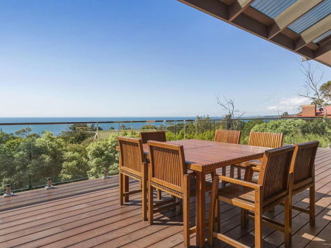 VIEWS At MCCRAE..... - Holiday Jervis Bay 5
