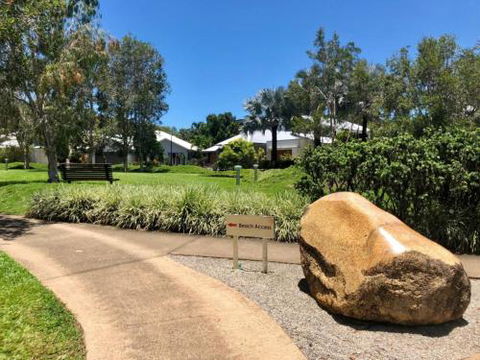 CANOPY HOUSE At PALM COVE - Holiday Jervis Bay 1