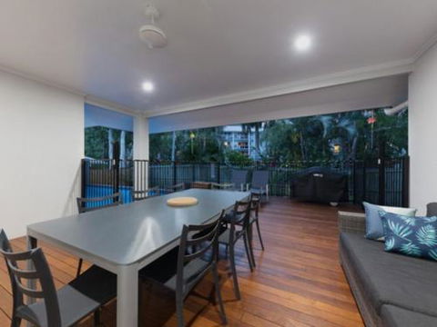 CANOPY HOUSE At PALM COVE - Holiday Jervis Bay 5