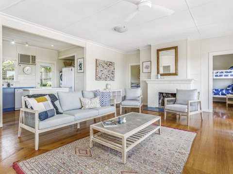 KIMBERLEY McCRAE - Holiday Jervis Bay 4