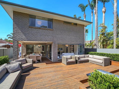 Lakeside Luxury 13 Lake Street - Holiday Jervis Bay 4