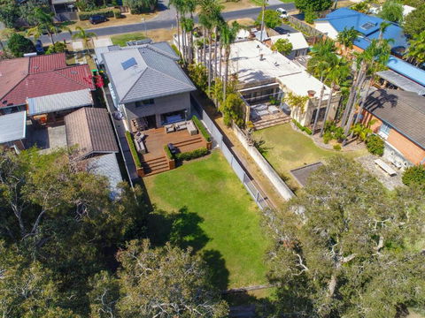 Lakeside Luxury 13 Lake Street - Holiday Jervis Bay 3