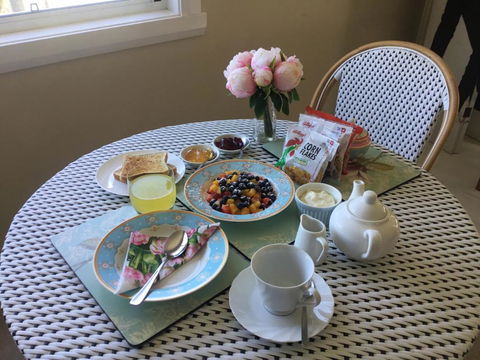 Araluen Historic House Deluxe Room - Holiday Jervis Bay 4