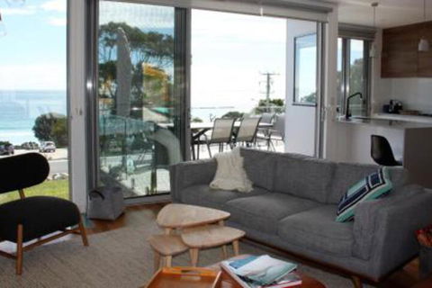 BEACHHOUSE BINALONG Luxury Waterfront Holiday House At Bay Of Fires - Holiday Jervis Bay 3