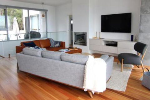 BEACHHOUSE BINALONG Luxury Waterfront Holiday House At Bay Of Fires - Holiday Jervis Bay 5
