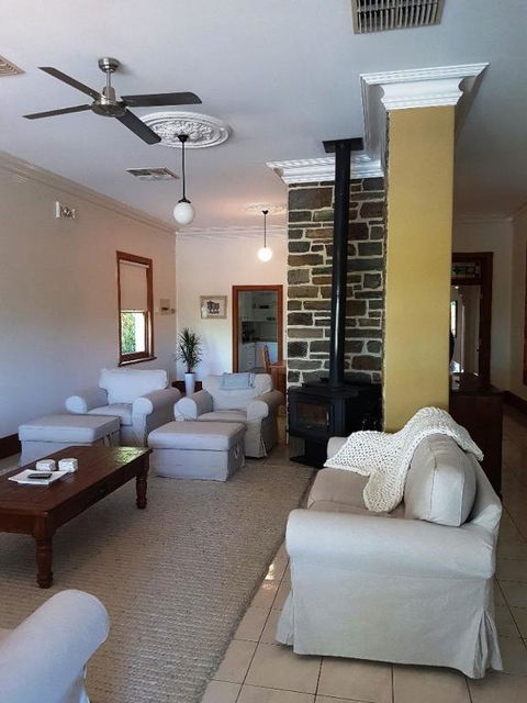 Barossa Valley View Guesthouse - Holiday Jervis Bay 5