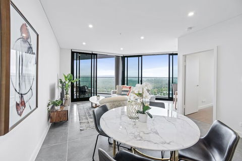 HomeHotel Ultra Luxury 2 Bedroom Next To Mall & Train - Holiday Jervis Bay 1