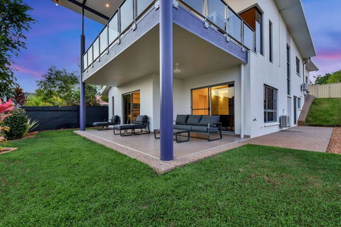 Darwin City Lights Jacuzzi - Holiday Jervis Bay 1