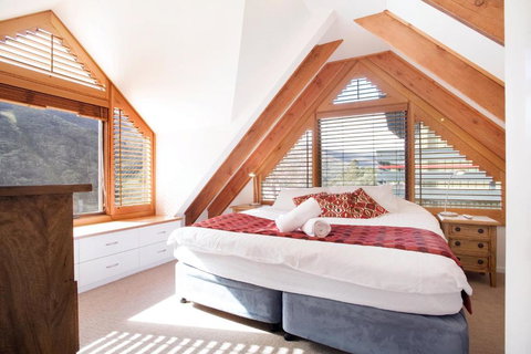 Thredbo Apartment Accommodation - Holiday Jervis Bay 4