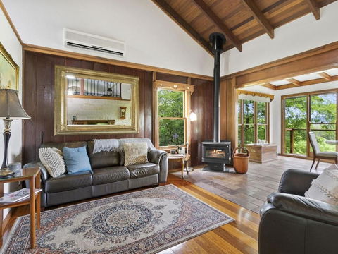 CHRISTOPHERS COTTAGE - Holiday Jervis Bay 1