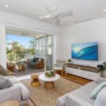 KINGY BEACH HOUSE At 162 - Holiday Jervis Bay 0