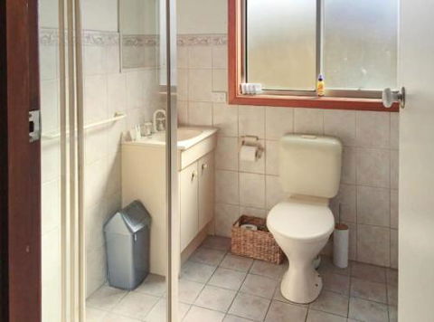 RYE Rock N Roll & Roadsters Are Coming To Town - Holiday Jervis Bay 2