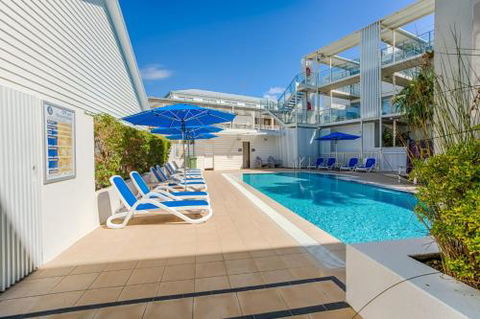 Unit 203 Plantation Rainbow Beach Plantation Resort Top Floor Aircon Free Wi Fi - Holiday Jervis Bay 6