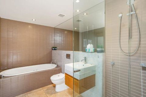 Unit 203 Plantation Rainbow Beach Plantation Resort Top Floor Aircon Free Wi Fi - Holiday Jervis Bay 3