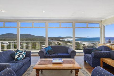 La Mer 19 Dulconghi Street - Holiday Jervis Bay 6
